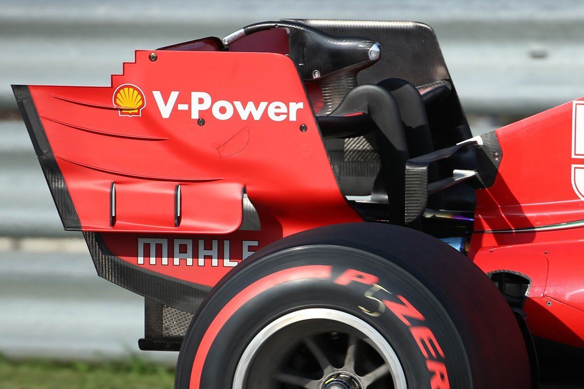 Торцевые пластины заднего антикрыла © www.f1technical.net