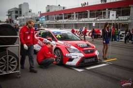 Новые Seat Leon коллектива Lukoil Racing